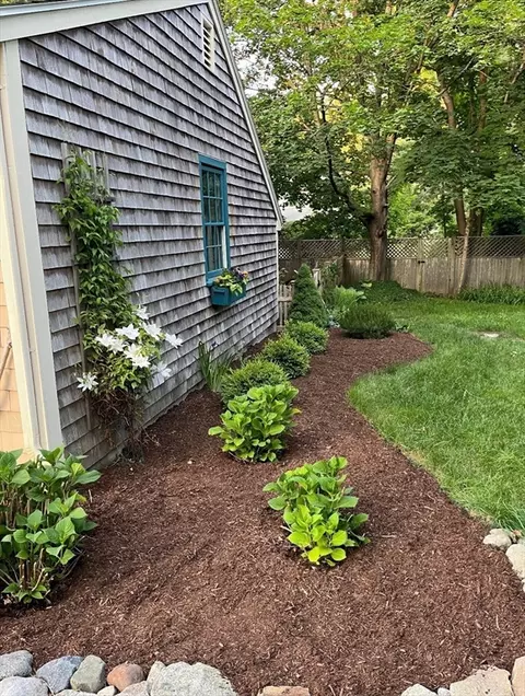 Exterior - 3 Hoover Rd, Hingham, MA 02043 photo 9 of 11