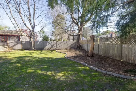 Exterior - 3 Hoover Rd, Hingham, MA 02043 photo 6 of 11