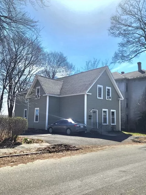 Exterior - 37 Richard St, Worcester, MA 01603 photo 4 of 9