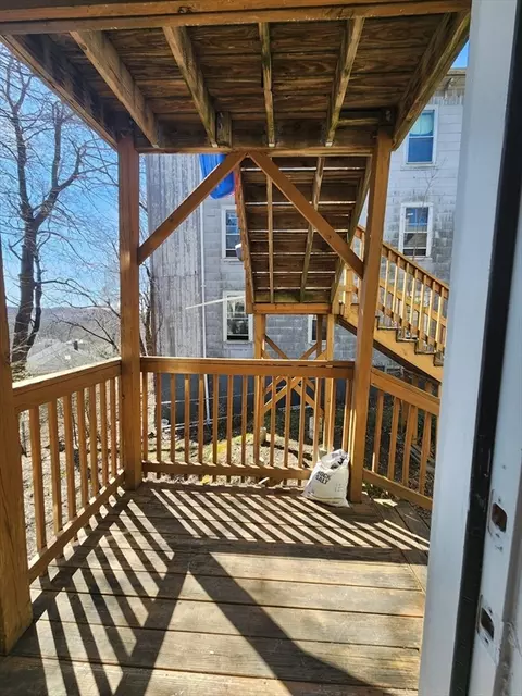 Exterior - 37 Richard St, Worcester, MA 01603 photo 9 of 9