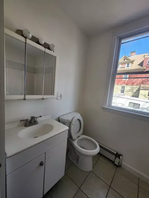 Bath - 37 Richard St, Worcester, MA 01603 photo 1 of 3