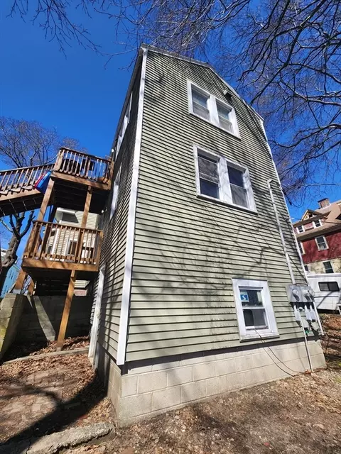 Exterior - 37 Richard St, Worcester, MA 01603 photo 7 of 9