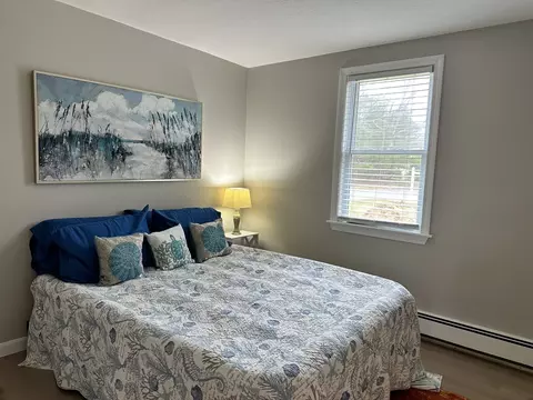 Bedroom - 2 S Precinct, Barnstable, MA 02632 photo 10 of 11