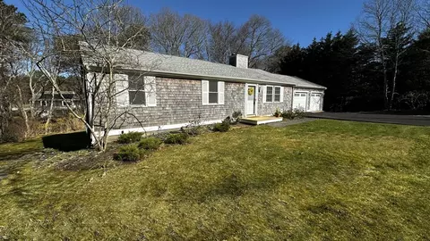 2 S Precinct, Barnstable, MA 02632