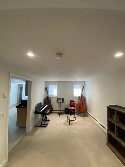 46 Griffin Rd, Framingham, MA 01701 photo 11