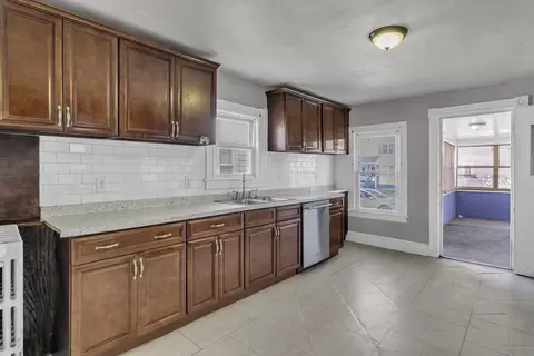 Kitchen - 191 Hampden St, Springfield, MA 01151 photo 4 of 5