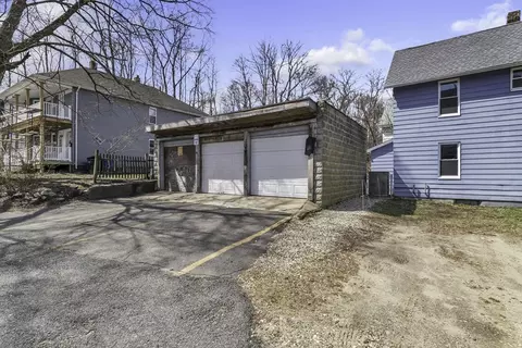 Exterior - 191 Hampden St, Springfield, MA 01151 photo 7 of 12
