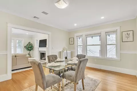 Dining - 51 Winthrop Rd #51, Brookline, MA 02445 photo 2 of 4