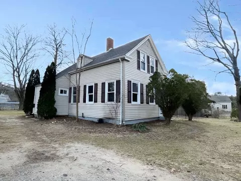 806 Main St, Wareham, MA 02571 photo 3