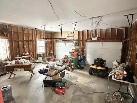 Exterior - 43 Northwest Rd, Westhampton, MA 01027 photo 5 of 13