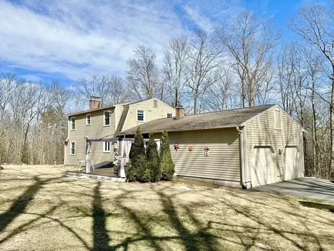 Exterior - 43 Northwest Rd, Westhampton, MA 01027 photo 10 of 13
