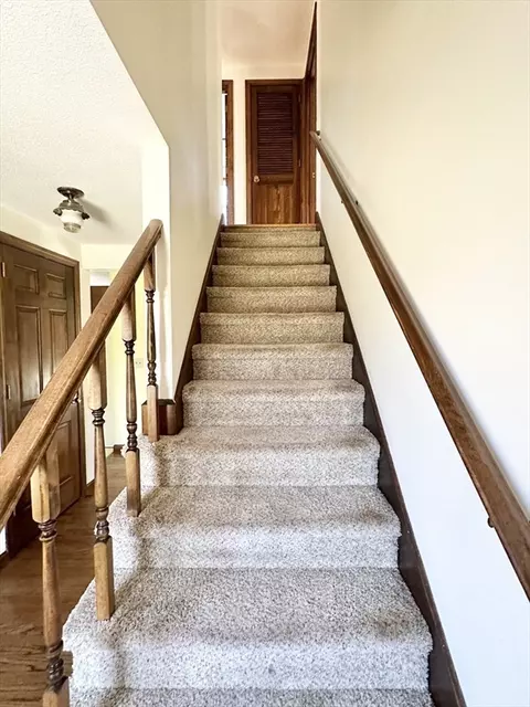 Entry Way - 43 Northwest Rd, Westhampton, MA 01027 photo 1 of 2