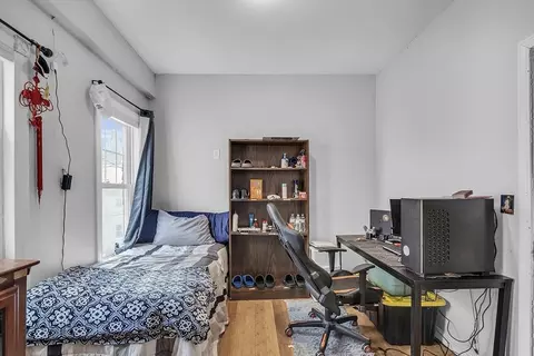 Bedroom - 19 Argyle St, Everett, MA 02149 photo 5 of 6