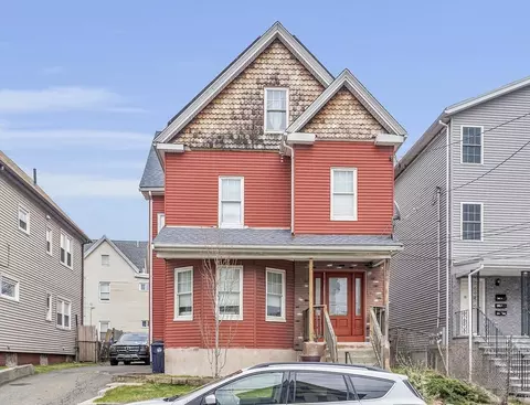 Exterior - 19 Argyle St, Everett, MA 02149 photo 2 of 3