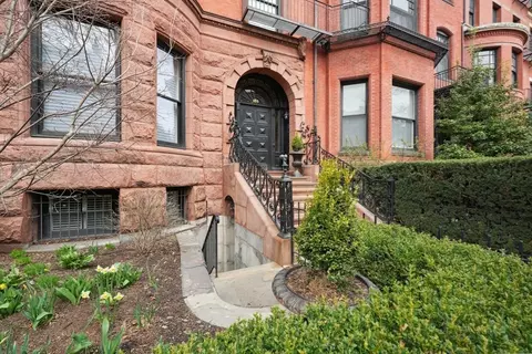 185 Marlborough St #B, Boston, MA 02116