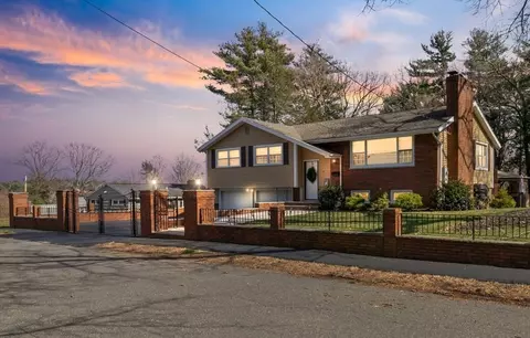 17 Athens, Saugus, MA 01906