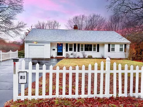 81 Topsfield Rd, Ipswich, MA 01938