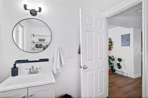Bath - 26 Argyle St, Everett, MA 02149 photo 2 of 4