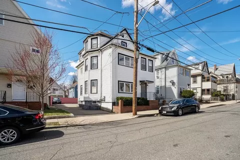 26 Argyle St, Everett, MA 02149