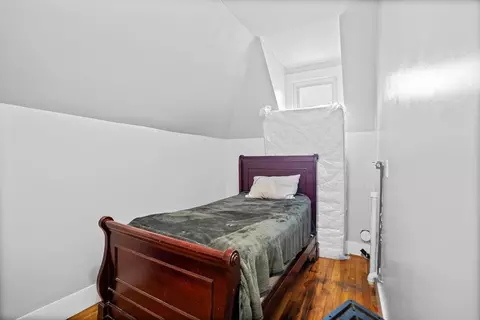 Bedroom - 26 Argyle St, Everett, MA 02149 photo 5 of 9