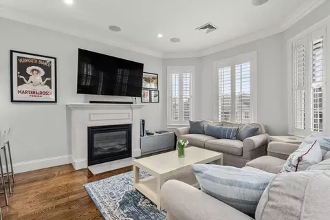 652 Adams St #2, Dorchester, MA 02122