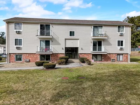 4 Royal Dane Dr #23, Marshfield, MA 02050