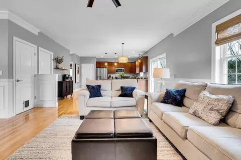 Living - 26 Partridge Hill Rd, Sutton, MA 01590 photo 5 of 9
