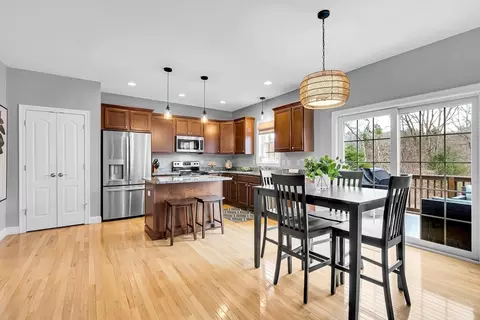 Kitchen - 26 Partridge Hill Rd, Sutton, MA 01590 photo 1 of 5