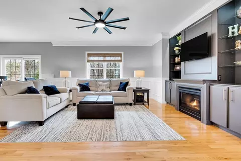 Living - 26 Partridge Hill Rd, Sutton, MA 01590 photo 1 of 9