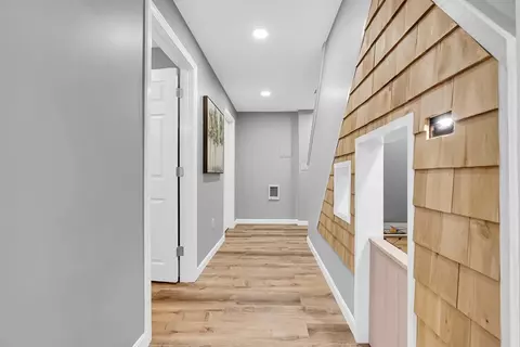 Entry Way - 26 Partridge Hill Rd, Sutton, MA 01590 photo 1 of 2