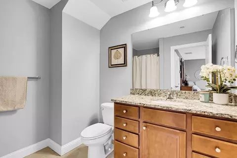 Bath - 26 Partridge Hill Rd, Sutton, MA 01590 photo 2 of 4
