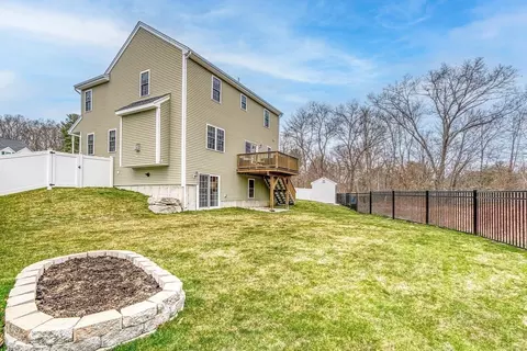 Exterior - 26 Partridge Hill Rd, Sutton, MA 01590 photo 7 of 8