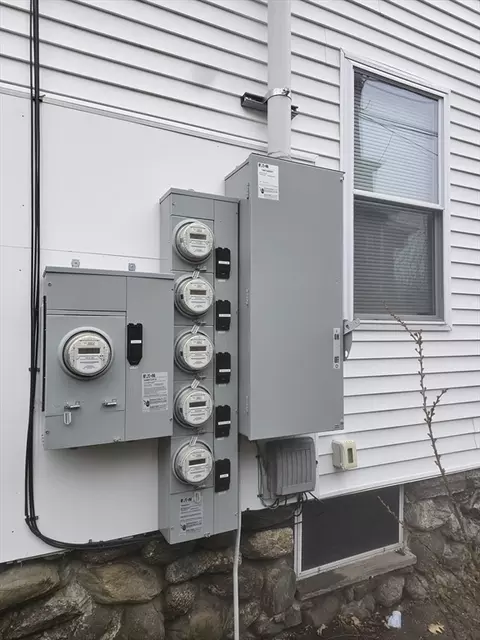 Exterior - 3 Brookline St, Worcester, MA 01603 photo 6 of 9