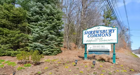 65 Commons Dr #604, Shrewsbury, MA 01545