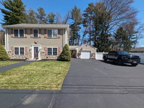 3 Pillsbury Ave, Tewksbury, MA 01876