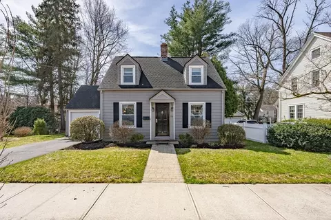 67 Warren Ter, Longmeadow, MA 01106