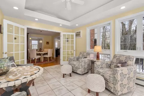 Living - 103 Maple St, Sterling, MA 01564 photo 2 of 10