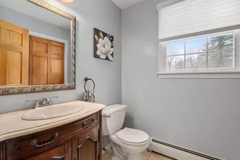 Bath - 103 Maple St, Sterling, MA 01564 photo 1 of 2