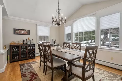 Dining - 103 Maple St, Sterling, MA 01564 photo 3 of 3