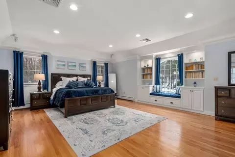 Bedroom - 103 Maple St, Sterling, MA 01564 photo 1 of 4
