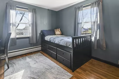 Bedroom - 60 Pine St, Danvers, MA 01923 photo 5 of 9