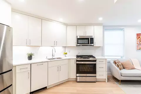 106 Webster #101, Boston, MA 02128