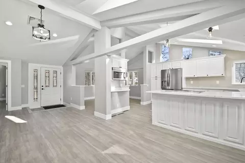 Living - 23 Lakeside Ave, Webster, MA 01570 photo 1 of 4