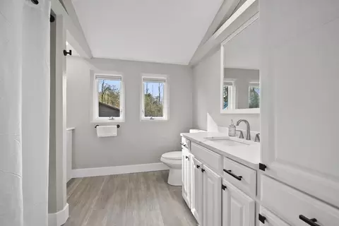 Bath - 23 Lakeside Ave, Webster, MA 01570 photo 3 of 4