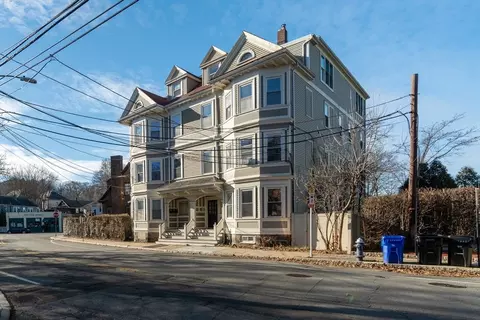 203 High St, Brookline, MA 02445 photo 2