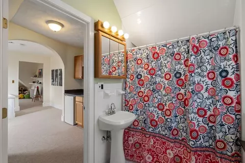 Bath - 357 Crescent St, Waltham, MA 02453 photo 3 of 3