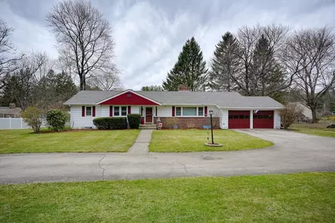 76 Sewall St, Boylston, MA 01505