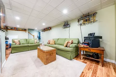 Living - 128 Bridle Path, Barnstable, MA 02648 photo 5 of 5
