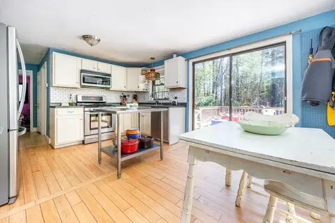 Kitchen - 128 Bridle Path, Barnstable, MA 02648 photo 2 of 5