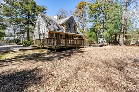 Exterior - 128 Bridle Path, Barnstable, MA 02648 photo 6 of 11